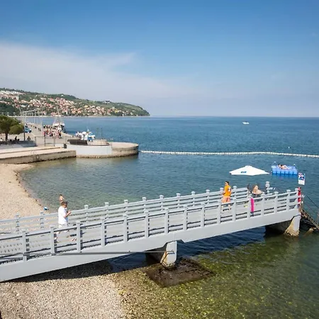 Апартаменты House Monte Sea View *