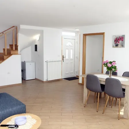 House Monte Sea View 公寓 科佩尔